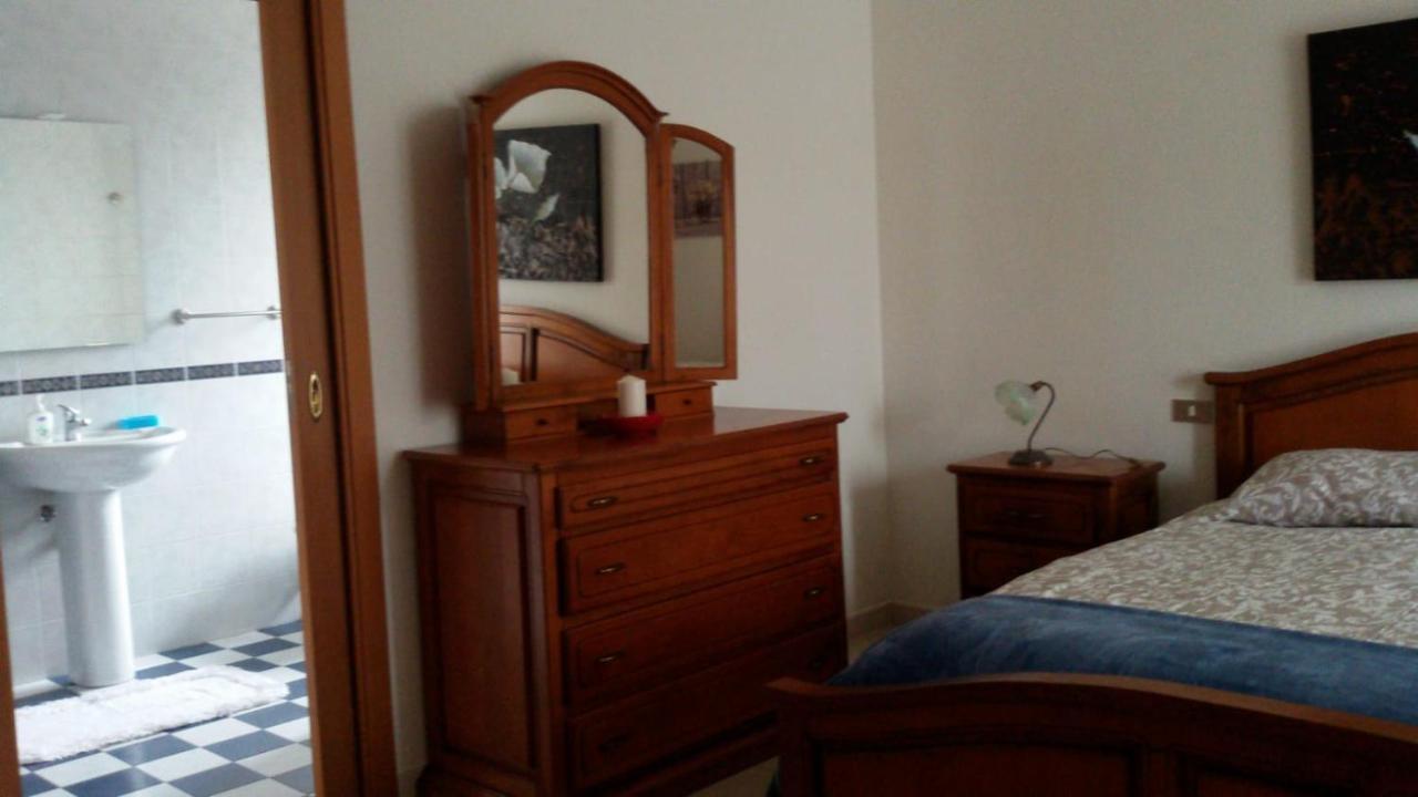 "La Casa Di Mariagrazia" Appartamento 4 Locali Sammichele Di Bari Eksteriør bilde